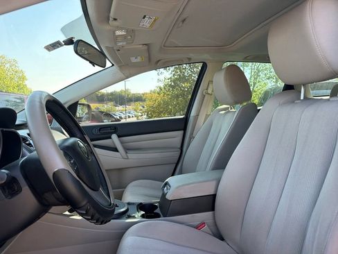 Used 2011 MAZDA CX-7 i Sport w/ Convenience Pkg FWD image 6
