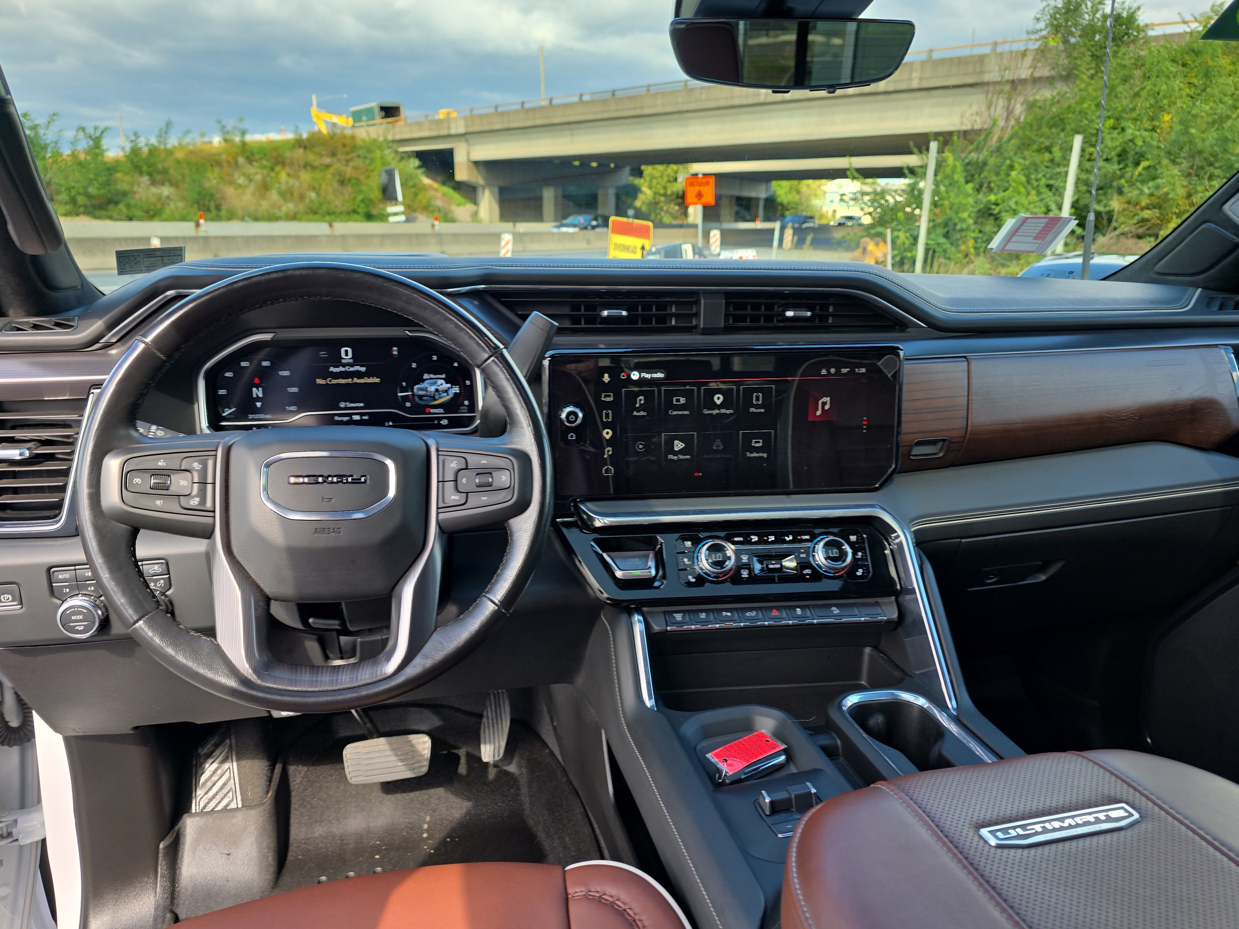 Used 2025 GMC Sierra 2500 Denali Ultimate w/ Max Trailering Package AWD/4WD image 15