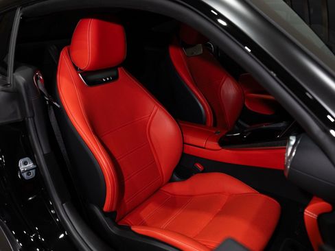 Used 2025 Mercedes-Benz AMG GT 63 image 5