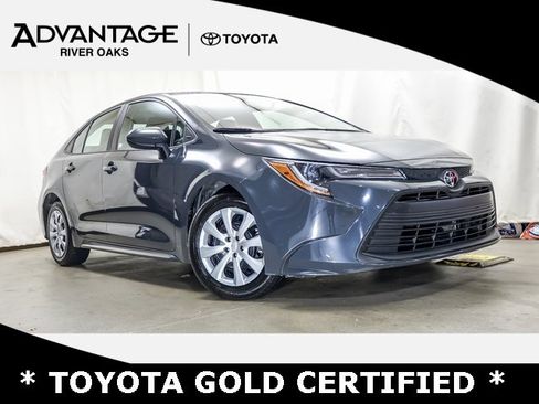 Certified 2024 Toyota Corolla LE image 1