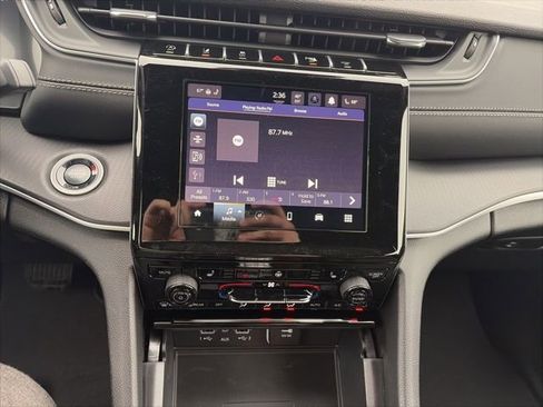 New 2025 Jeep Grand Cherokee Altitude w/ Trailer Tow Package image 19