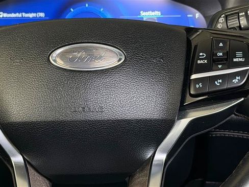Used 2021 Ford Explorer Platinum w/ Equipment Group 601A AWD/4WD image 30
