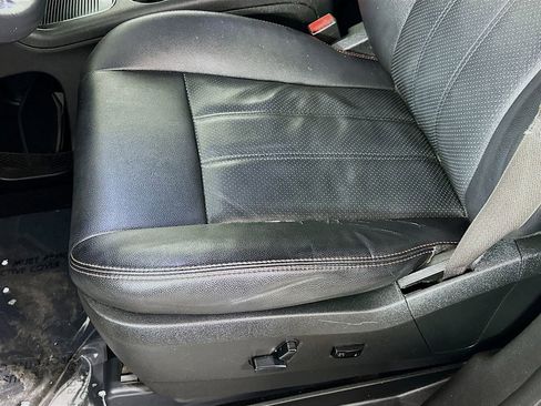 Certified 2019 Dodge Grand Caravan GT image 25