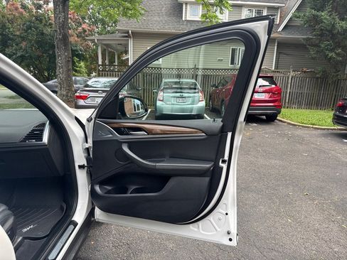 Used 2019 BMW X3 xDrive30i w/ Driving Assistance Package AWD/4WD image 12