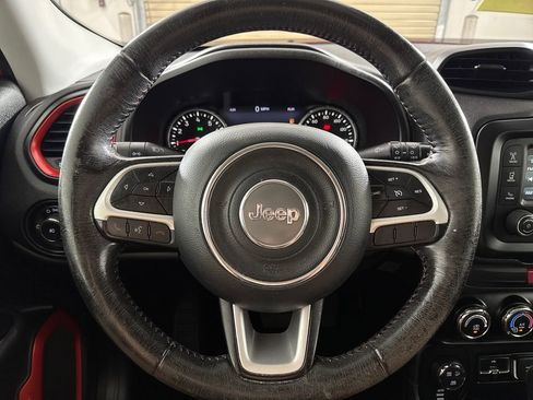 Used 2016 Jeep Renegade Trailhawk AWD/4WD image 14