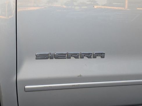 Used 2016 GMC Sierra 1500 SLE w/ SLE Value Package image 5