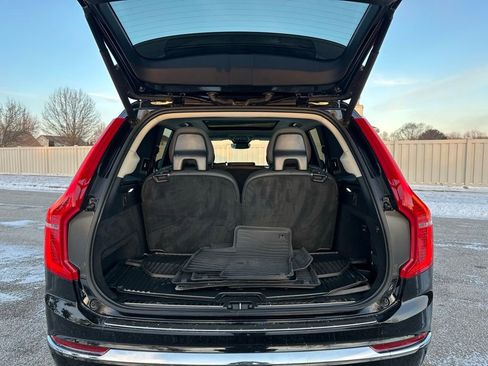 Used 2023 Volvo XC90 B6 Plus w/ Protection Package Premier image 25