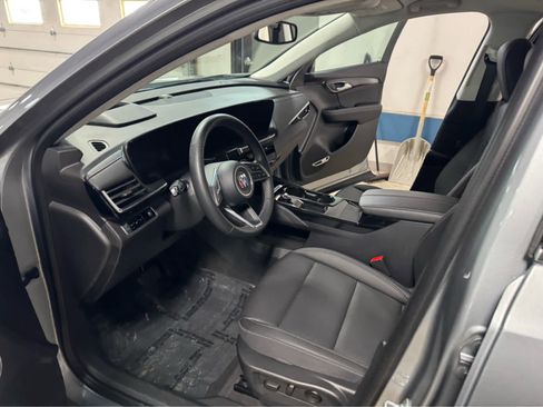 Certified 2025 Buick Envision Preferred image 14