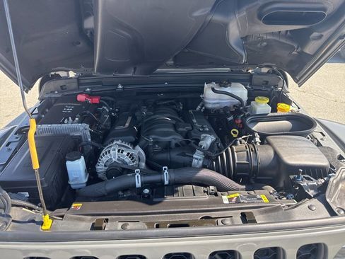 Used 2021 Jeep Wrangler Unlimited Rubicon image 35