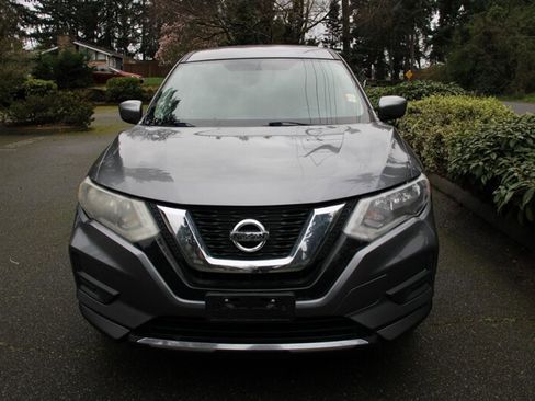 Used 2017 Nissan Rogue S image 10
