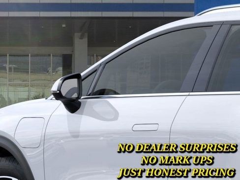 New 2026 Chevrolet Equinox EV LT FWD image 12