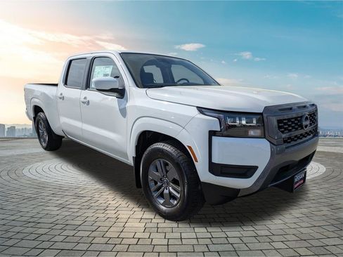 New 2026 Nissan Frontier SV w/ Tow Package RWD image 1