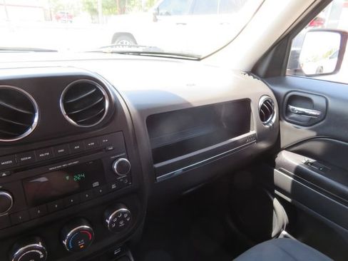 Used 2015 Jeep Patriot Sport w/ Power Value Group FWD image 24