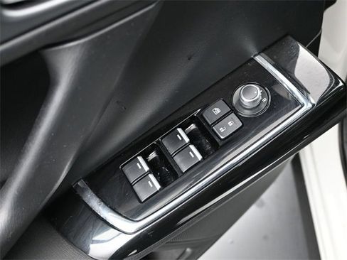 Used 2023 MAZDA CX-9 Touring image 16