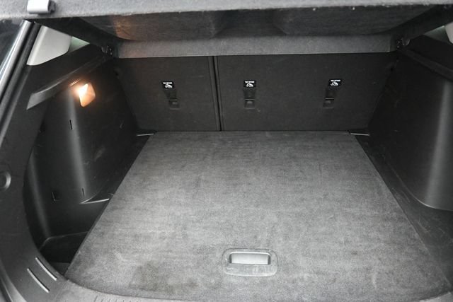 Used 2025 Chevrolet Trax LT FWD image 26