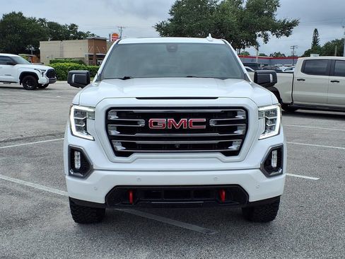 Used 2021 GMC Sierra 1500 AT4 w/ AT4 Value Package AWD/4WD image 2