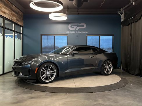 Used 2019 Chevrolet Camaro LT w/ RS Package image 7