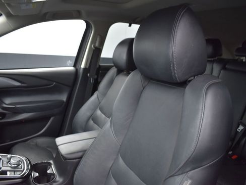 Certified 2022 MAZDA CX-9 Touring w/ Touring Premium Package image 13