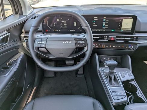 New 2026 Kia Sportage SX FWD image 18