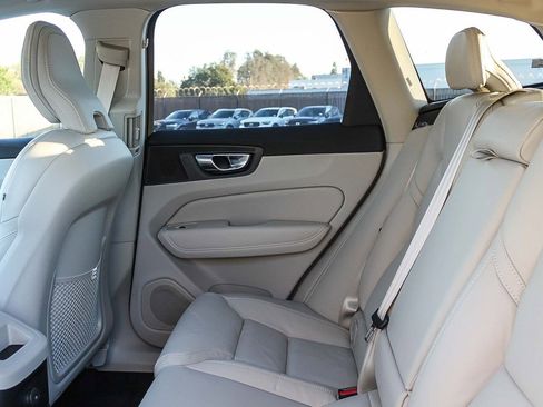 New 2026 Volvo XC60 T8 Ultra w/ Protection Package Premier AWD/4WD image 20