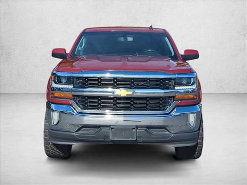 Used 2018 Chevrolet Silverado 1500 LT w/ Texas Edition image 2
