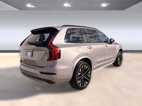 New 2026 Volvo XC90 B6 Ultra w/ Protection Package AWD/4WD image 9