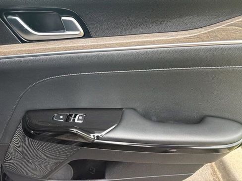 Used 2023 Kia K5 GT-Line image 39