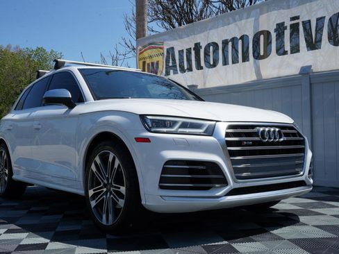 Used 2018 Audi SQ5 Premium Plus w/ S Sport Package AWD/4WD image 92