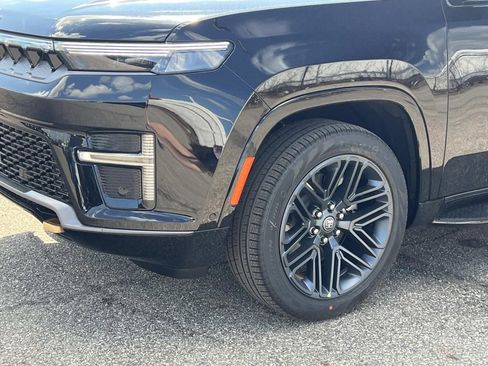 New 2026 Jeep Grand Wagoneer L 4WD image 7