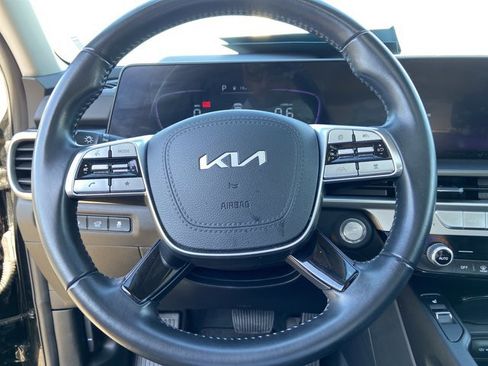 Used 2025 Kia Telluride S image 43