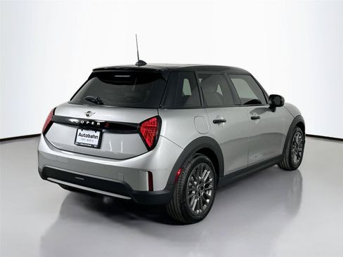 Used 2025 MINI Cooper S FWD image 4