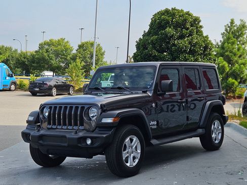 Used 2020 Jeep Wrangler Unlimited Sport S AWD/4WD image 3