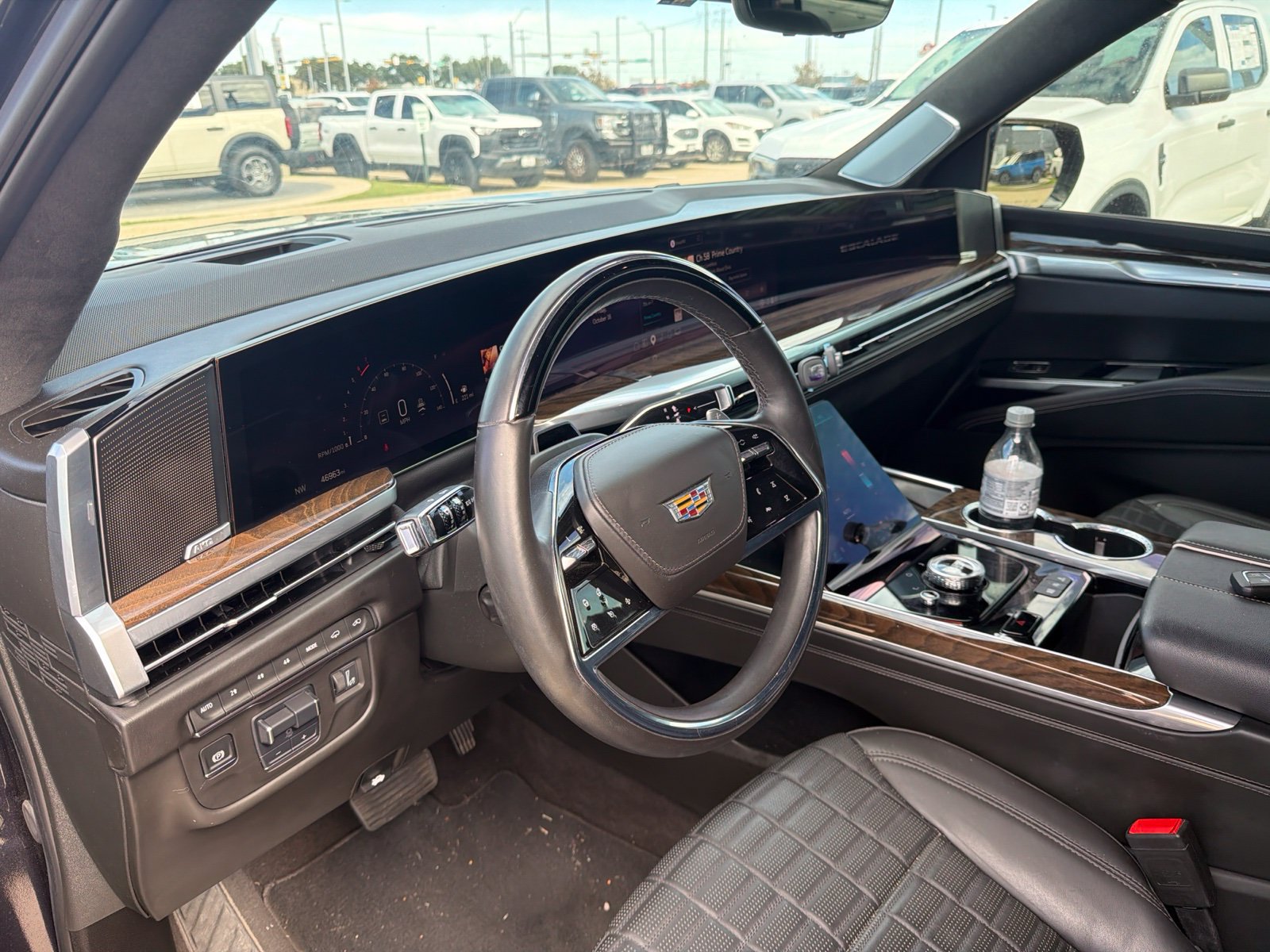 Used 2025 Cadillac Escalade Sport Platinum AWD/4WD image 11