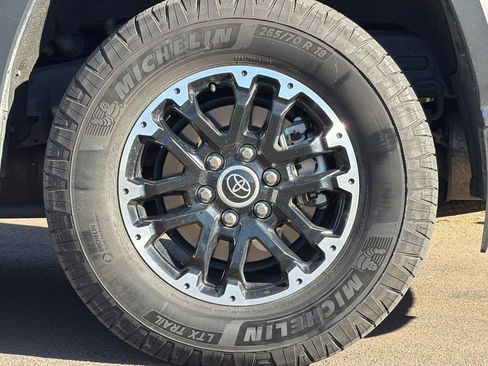 Used 2024 Toyota Sequoia SR5 w/ SR5 Premium Package AWD/4WD image 27