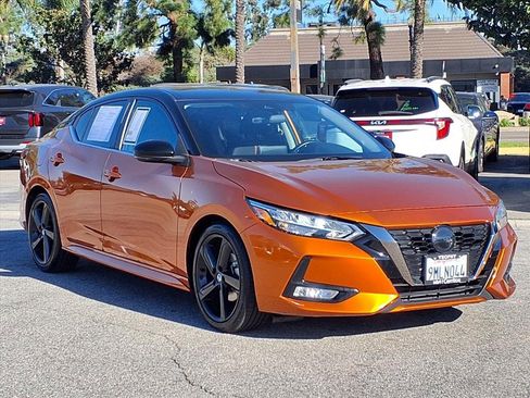 Used 2022 Nissan Sentra SR w/ Electronics Package image 7