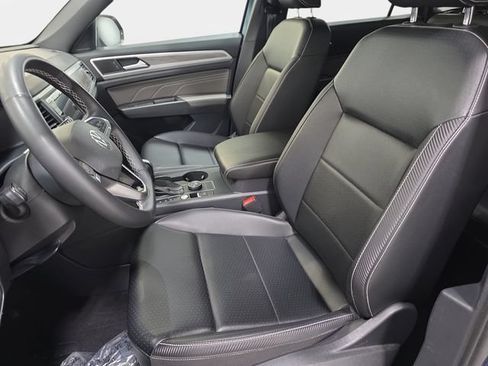 Used 2022 Volkswagen Atlas Cross Sport SE AWD/4WD image 13