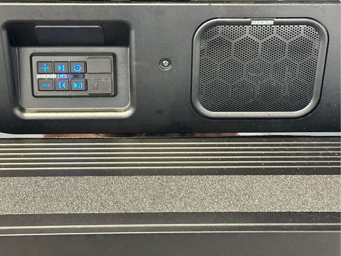 New 2025 GMC Sierra 2500 Denali Ultimate image 8