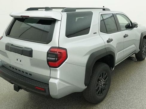 Used 2026 Toyota 4Runner SR5 AWD/4WD image 22