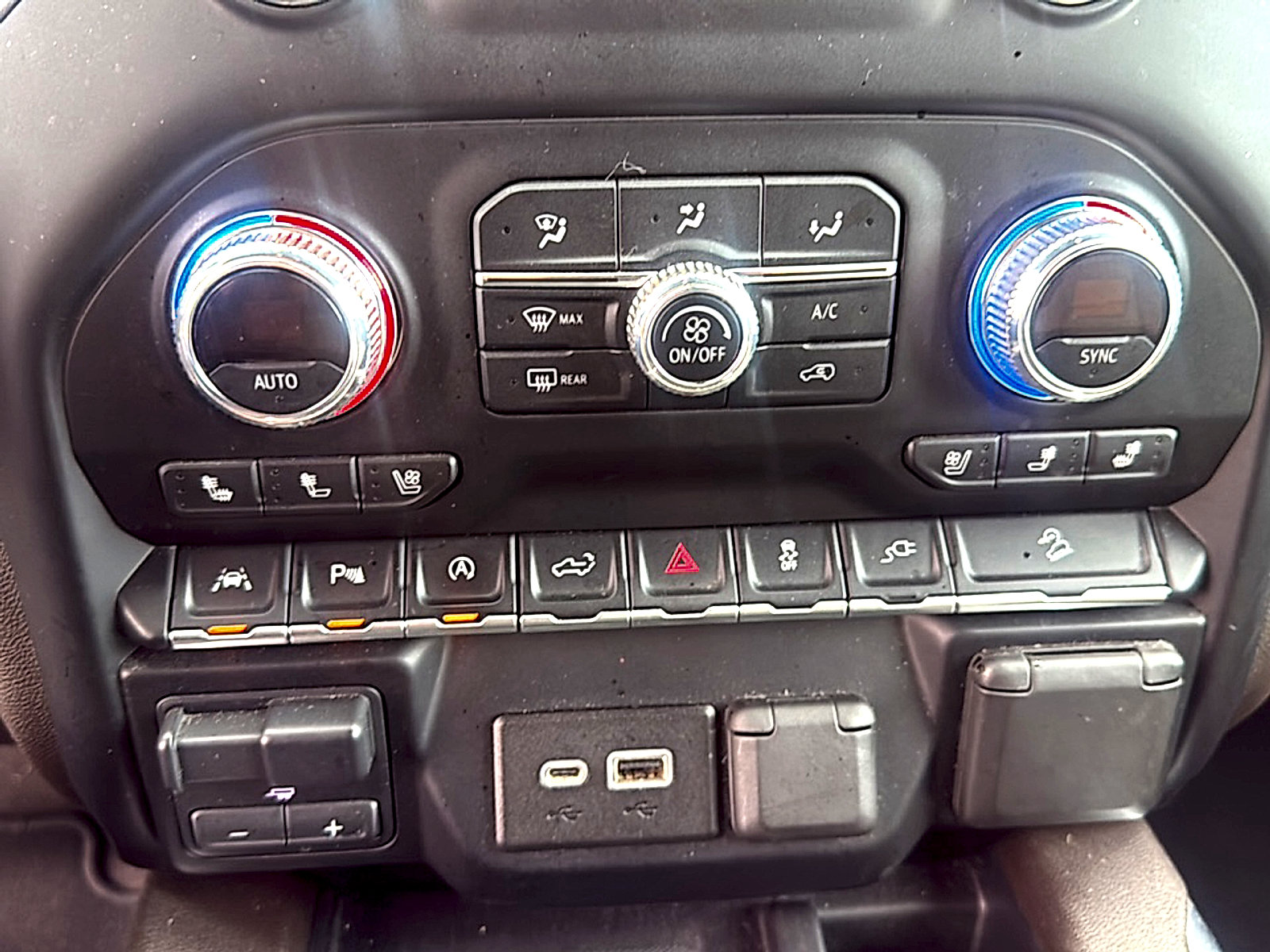 Used 2019 GMC Sierra 1500 SLT AWD/4WD image 10
