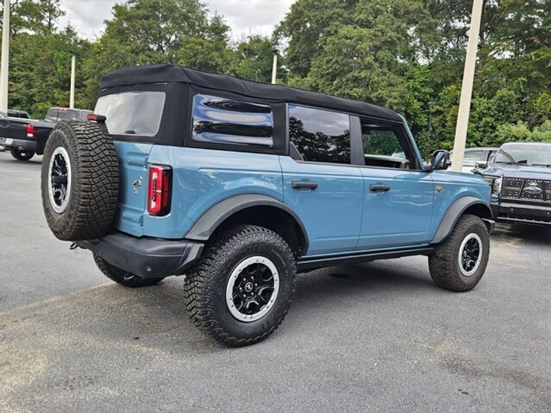 Used 2023 Ford Bronco Badlands AWD/4WD image 14