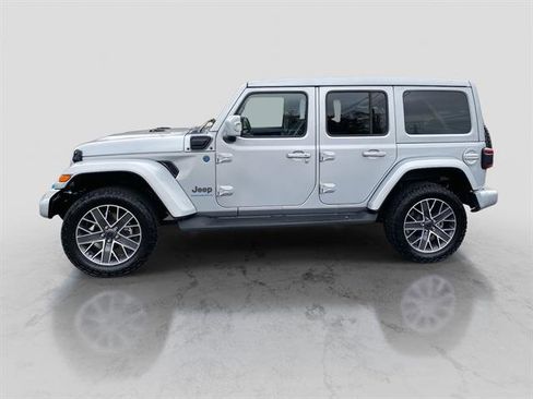 Used 2024 Jeep Wrangler High Altitude image 2