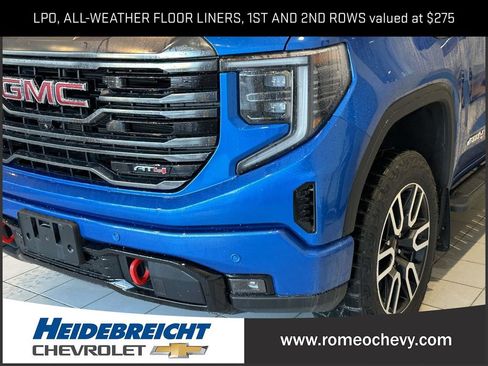 Certified 2023 GMC Sierra 1500 AT4 w/ AT4 Premium Package image 9