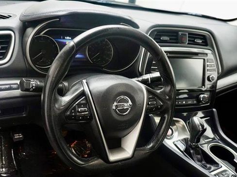 Used 2017 Nissan Maxima 3.5 S FWD image 11