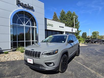Used 2023 Jeep Cherokee Altitude Lux