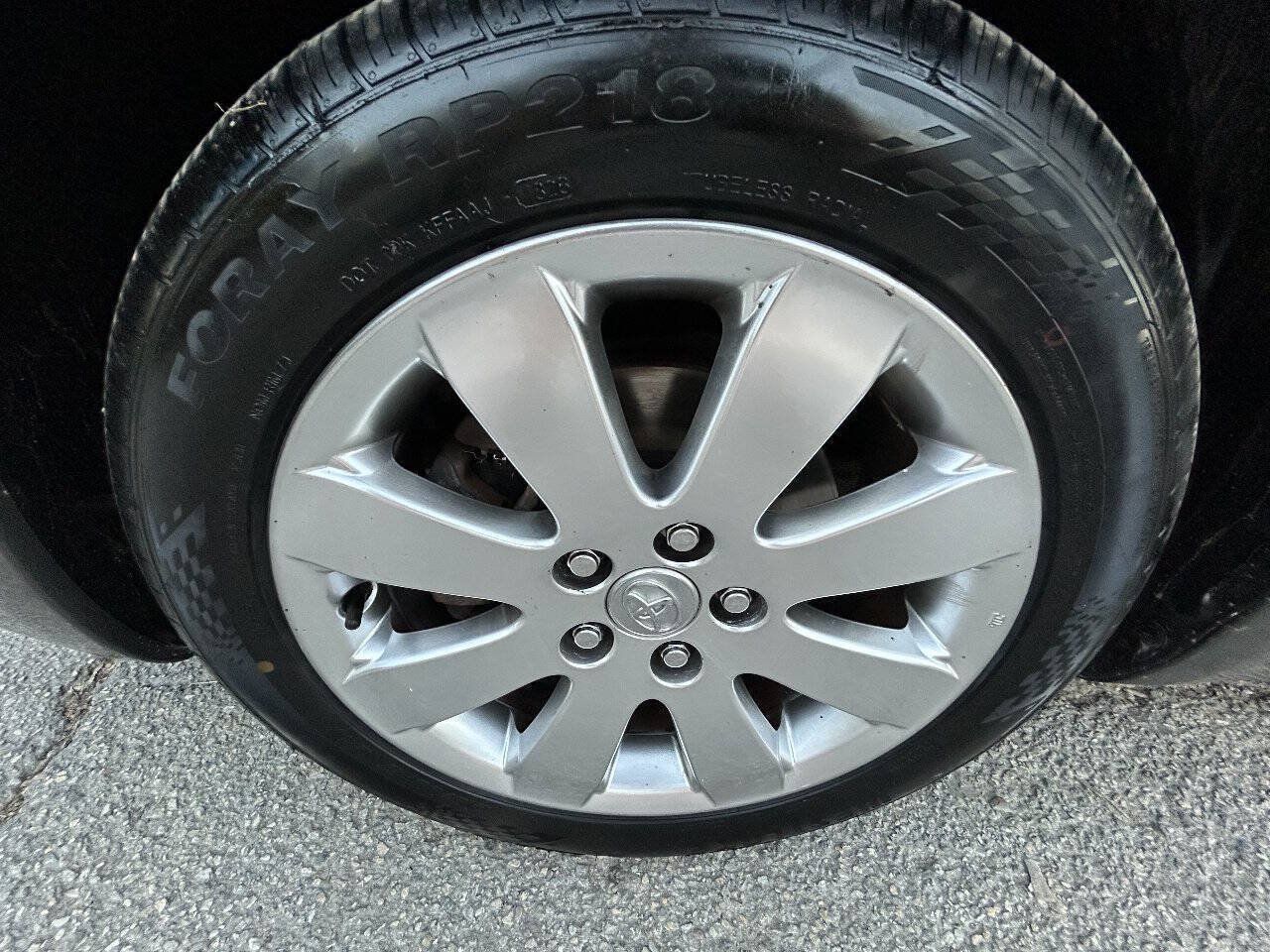 Used 2006 Toyota Avalon XLS FWD image 5