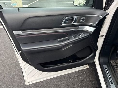 Used 2017 Ford Explorer Sport w/ Equipment Group 401A image 19