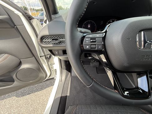 New 2026 Honda HR-V Sport image 24