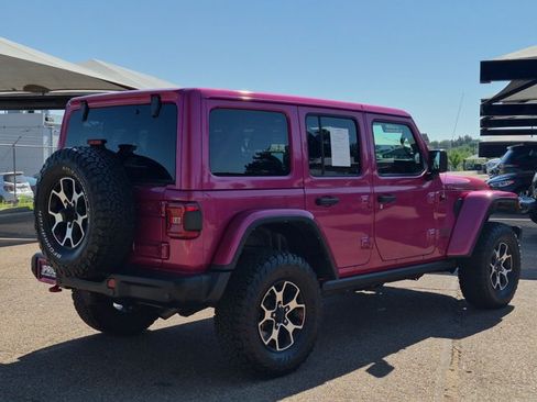 Used 2021 Jeep Wrangler Unlimited Rubicon AWD/4WD image 5