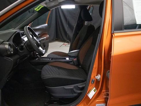 Used 2022 Nissan Kicks SR image 24