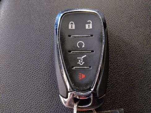 Used 2020 Chevrolet Equinox LT FWD image 32